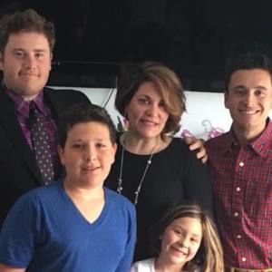 Meet your Posher, Taunya